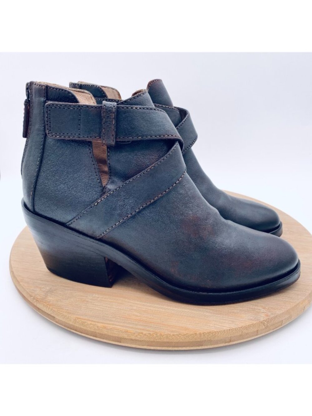 Eileen Fisher Boots Womens 7 Brown Leather Zip Back Ankle Minimalist $249 - Picture 6 of 11